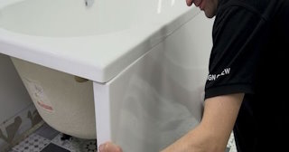 Установка экрана под ванну - цена за работу от 4192 руб. в Ярославле